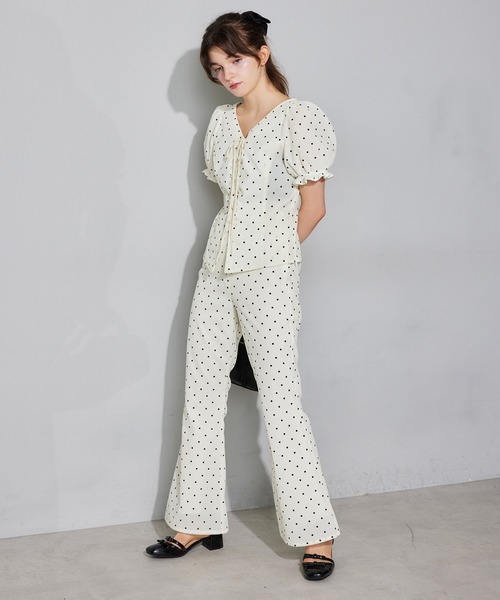 Seemi. byNICECLAUP（ シーミーバイナイスクラップ）の「【Seemi.】ベロアドットパンツ（その他パンツ・レディース・ブラック系その他/ホワイト系その他・SMALL/MEDIUM）」の4枚目の写真