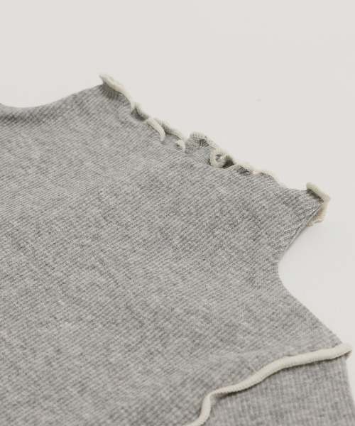JAM & LINK（ジャムアンドリンク）の「配色メロウフリルリブカットソー（Tシャツ/カットソー・キッズ・ブラック/グレー/クリーム・100/110/120/130/140/150/160）」の6枚目の写真