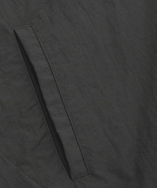 NEW BALANCE(ニューバランス)の「タスランナイロンウーブンフーデッドジャケット(ナイロンジャケット・メンズ・ブラック・SMALL/XX-LARGE/X-LARGE/LARGE/MEDIUM)」の9枚目の写真