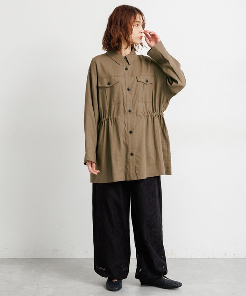 studio CLIP（スタディオクリップ）の「ウエストドロストシャツジャケット（その他アウター・レディース・カーキ/ネイビー/ベージュ・FREE）」の15枚目の写真