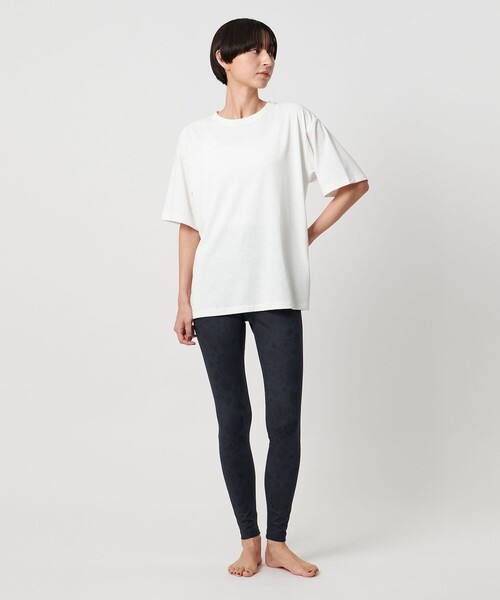 TO UNITED ARROWS（トゥーユナイテッドアローズ）の「＜TO UNITED ARROWS＞CLOUD バンダナプリント レギンス（レギンス/スパッツ・レディース・ダークブラウン/ネイビー・M/S）」の8枚目の写真