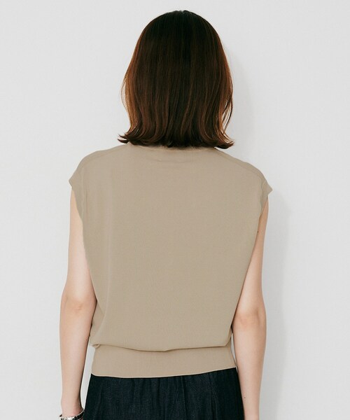 UNTITLED(アンタイトル)の「【TRADITIONAL WEATHERWEAR】AWRE(アウェア)ニットトップス(Tシャツ/カットソー・レディース・ベージュ/ブラック・02)」の8枚目の写真