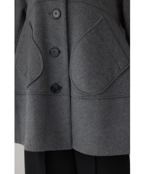 セール】【PLUS】ボリュームスリーブペプラムコート（ステンカラー