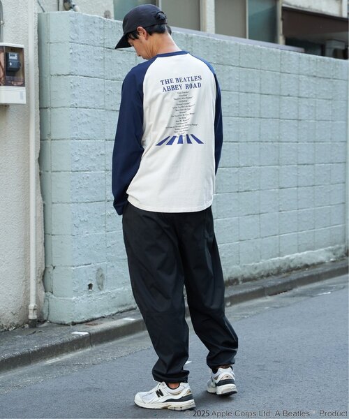 The Beatles(ザビートルズ)の「THE BEATLES ザ ビートルズ Abbey Road アビイロード ロンT(Tシャツ/カットソー・メンズ・オフホワイト/ライトグレー/チャコール・L/M)」の14枚目の写真