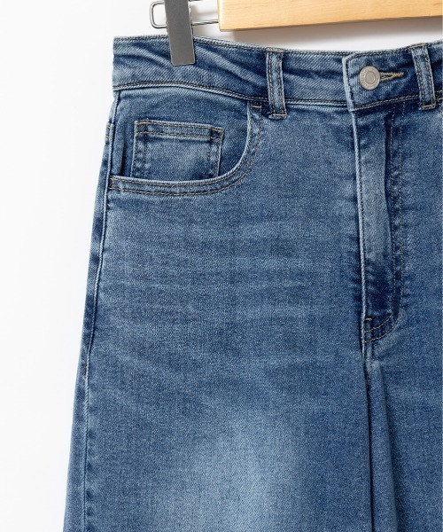 A.D.C.L.(エーディーシーエル)の「ストレッチ バレルシルエット デニムパンツ(デニムパンツ・レディース・ブルー/ネイビー・M/L)」の20枚目の写真