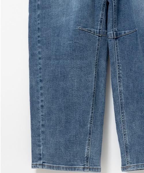 A.D.C.L.(エーディーシーエル)の「ストレッチ バレルシルエット デニムパンツ(デニムパンツ・レディース・ブルー/ネイビー・M/L)」の22枚目の写真