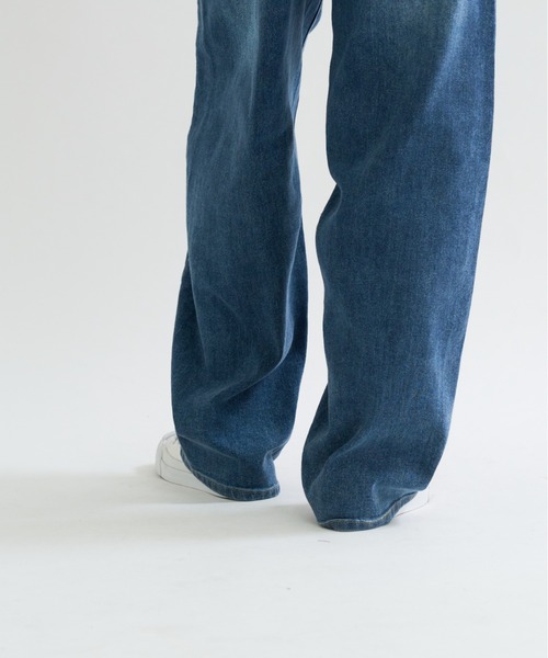 A.D.C.L.(エーディーシーエル)の「ストレッチ バレルシルエット デニムパンツ(デニムパンツ・レディース・ブルー/ネイビー・M/L)」の13枚目の写真