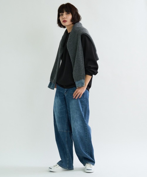 A.D.C.L.(エーディーシーエル)の「ストレッチ バレルシルエット デニムパンツ(デニムパンツ・レディース・ブルー/ネイビー・M/L)」の15枚目の写真