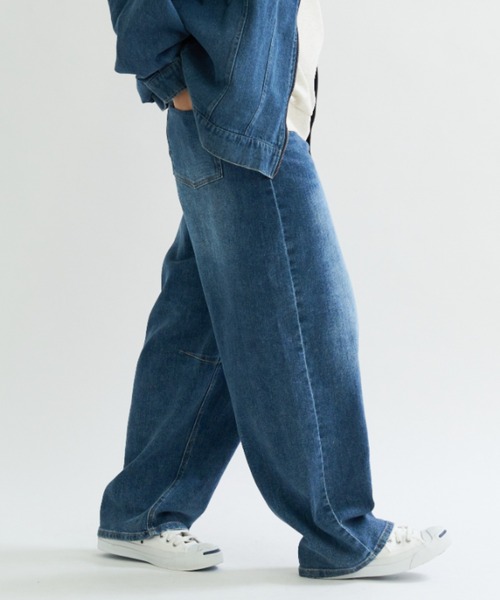 A.D.C.L.(エーディーシーエル)の「ストレッチ バレルシルエット デニムパンツ(デニムパンツ・レディース・ブルー/ネイビー・M/L)」の9枚目の写真