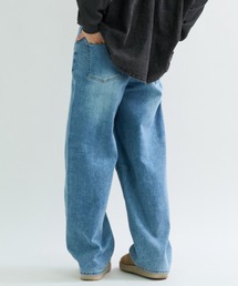 A.D.C.L.（エーディーシーエル）の「ストレッチ バレルシルエット デニムパンツ（デニムパンツ）」