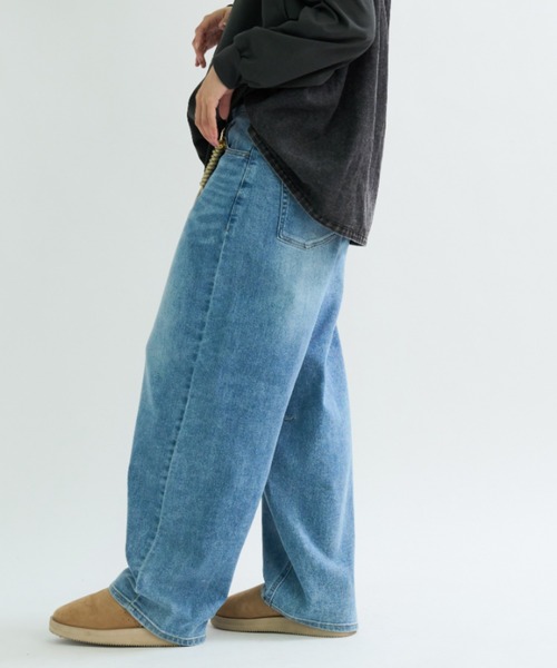 A.D.C.L.(エーディーシーエル)の「ストレッチ バレルシルエット デニムパンツ(デニムパンツ・レディース・ブルー/ネイビー・M/L)」の4枚目の写真