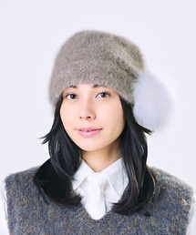 CA4LA（カシラ）の「HELLO KITTY x CA4LA CATS EAR KNIT（ニット