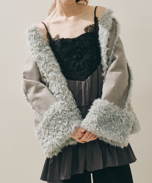 【完売商品】J1U by LA BELLE ETUDEムートンマフラー週末値下 J1U by LA BELLE ETUDE ベスト ジレ BIGボリュームムートンベスト