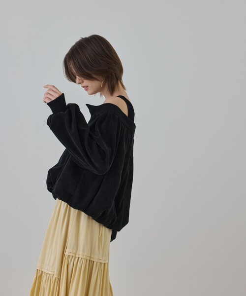 GRACE CONTINENTAL(グレースコンチネンタル)の「バルーンモールカットカーディガン(カーディガン/ボレロ・レディース・グレー/ブラック・36)」の11枚目の写真