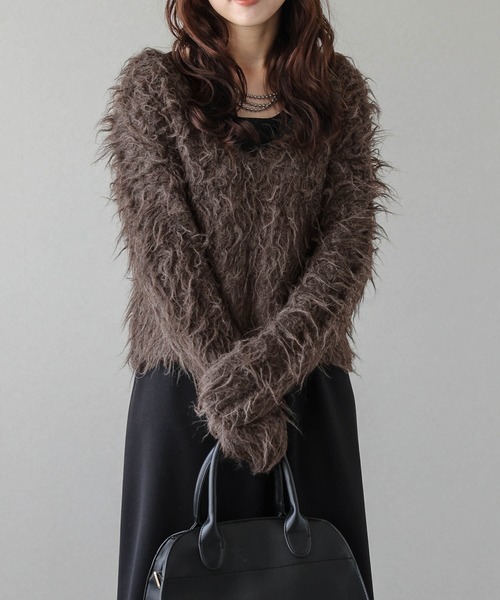 AMELY(エミリー)の「Vネックシャギーニットトップス(ニット/セーター・レディース・アイボリー/ブラック/ベージュ/ライトグレー/ブラウン・フリー)」の20枚目の写真