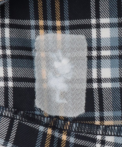 KP（ケーピー）の「チェック　プリーツキュロットスカート（スカート・キッズ・ネイビー/チャコールグレー・160cm/120cm/130cm/140cm/150cm）」の8枚目の写真