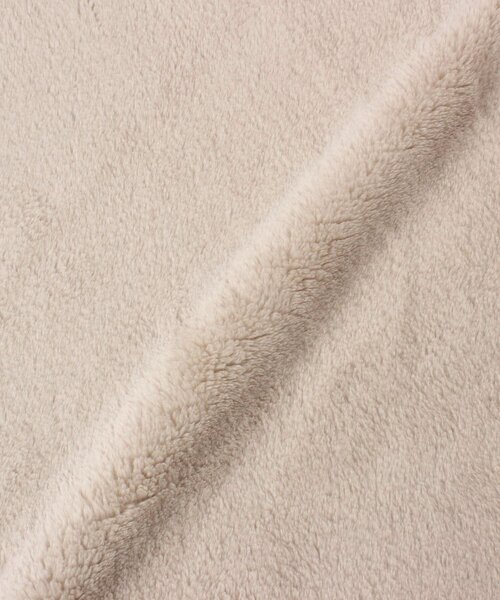 one'sterrace（ワンズテラス）の「【あったか】ルボア ひざ掛け 花柄パイピング（ブランケット・レディース・ベージュ系8/ピンク系9・99）」の6枚目の写真