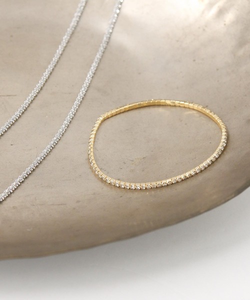 Gready Brilliant（グレディブリリアン）の「ラインストーンブレス（ブレスレット・レディース・ゴールド・FREE）」の4枚目の写真