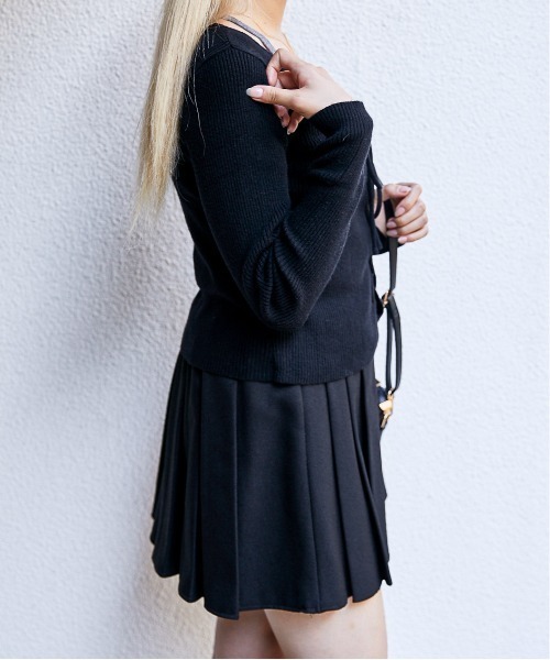 GORGE（ゴージ）の「《レースアップ×フェイクレイヤード》レディース リブニット カーデ トップス ドッキング風 春秋冬（ニット/セーター・レディース・ブラック/オフホワイト/チャコール・F）」の6枚目の写真