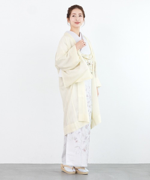 SOUBIEN(ソウビエン)の「選べる24種!大人可愛い透け感のあるレディース羽織(和装小物・レディース・ピンクベージュ/アイボリー/ベージュ/ライトグレー/ダルブルー系/ライトブルーグレー/グリーン系3/ライトブラウン/クリーム/パープル系/グレー系/杢グレー/パープル系1/ブルー系/ダルブルー系1/グレー系1/ライトピンク・FREE)」の3枚目の写真