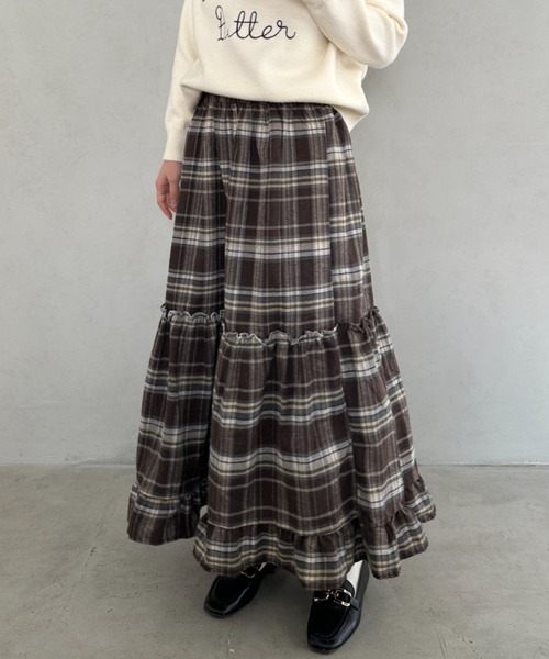 wears(ウェアーズ)の「チェック柄ティアードフリルロングスカート(スカート・レディース・ネイビー/ブラウン・FREE)」の2枚目の写真