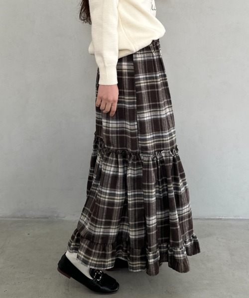 wears(ウェアーズ)の「チェック柄ティアードフリルロングスカート(スカート・レディース・ネイビー/ブラウン・FREE)」の10枚目の写真