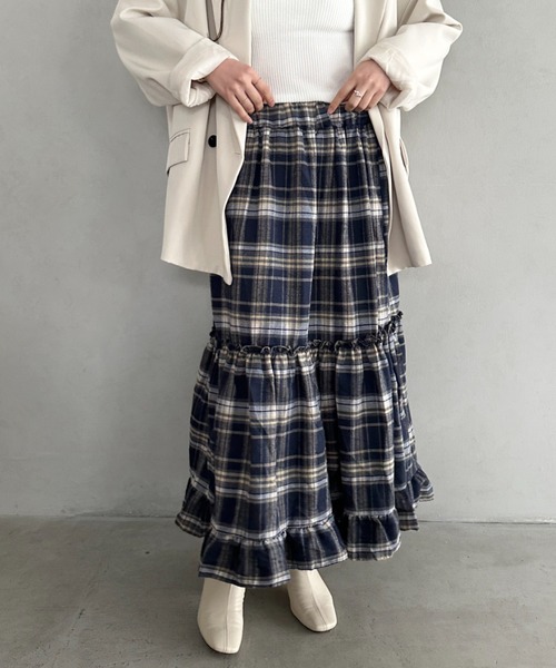 wears(ウェアーズ)の「チェック柄ティアードフリルロングスカート(スカート・レディース・ネイビー/ブラウン・FREE)」の13枚目の写真