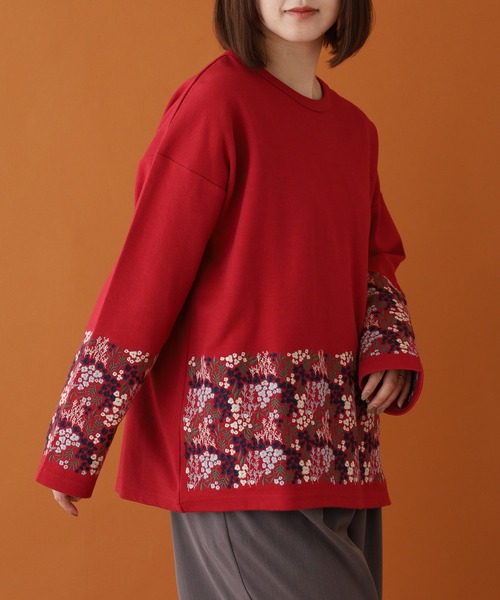 Emago(イマゴ)の「EMAGO 花の丘刺繍プルオーバー 長袖(Tシャツ/カットソー・レディース・杢グレー/アイボリー/レッド・FREE)」の3枚目の写真