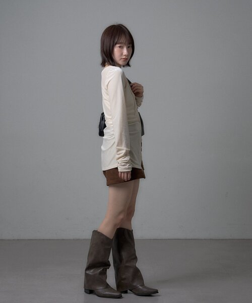 mline（エムライン）の「[mline]ベロアチョーカー ボタンカーデ（Tシャツ/カットソー・レディース・ブラック/ピンク/アイボリー/チャコールグレー・FREE）」の20枚目の写真