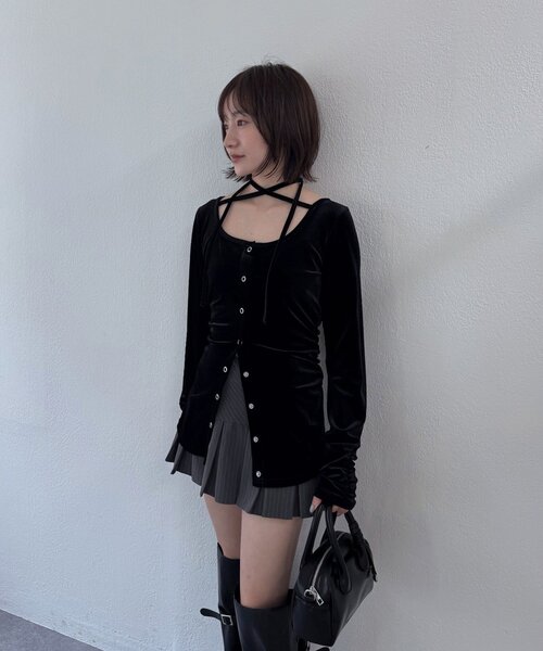 mline（エムライン）の「[mline]ベロアチョーカー ボタンカーデ（Tシャツ/カットソー・レディース・ブラック/ピンク/アイボリー/チャコールグレー・FREE）」の17枚目の写真