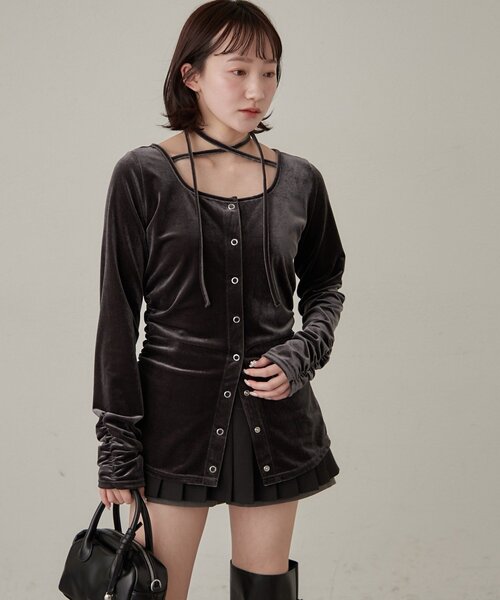 mline（エムライン）の「[mline]ベロアチョーカー ボタンカーデ（Tシャツ/カットソー・レディース・ブラック/ピンク/アイボリー/チャコールグレー・FREE）」の7枚目の写真
