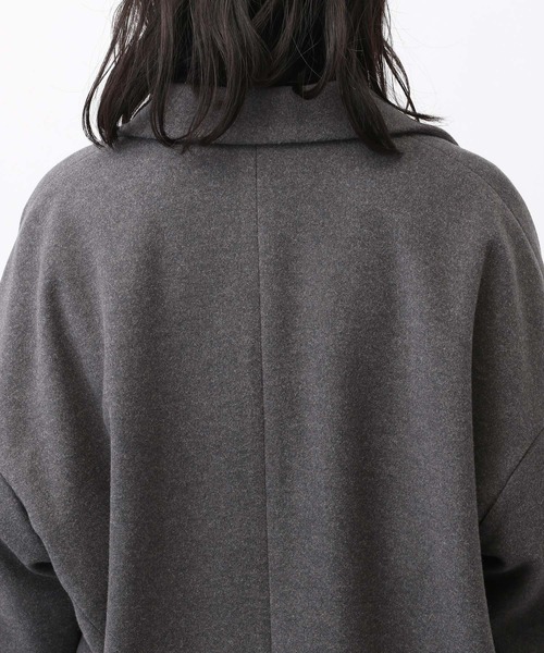 studio CLIP（スタディオクリップ）の「《natural by clip》コクーンミドルコート（チェスターコート・レディース・チャコールグレー/グレイッシュベージュ・FREE）」の18枚目の写真
