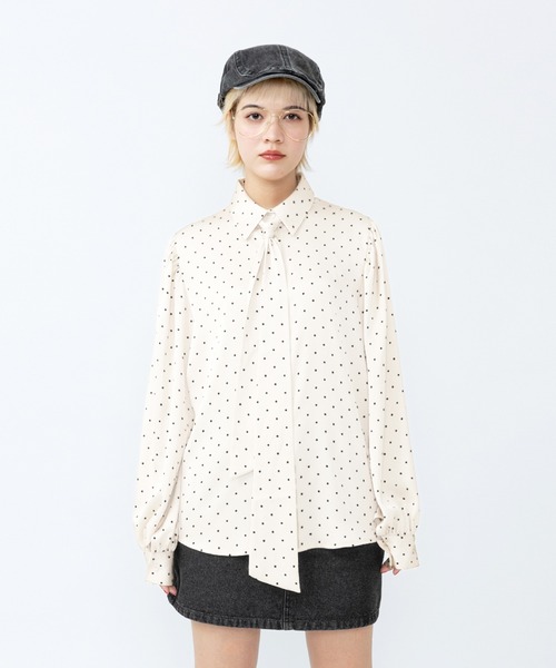 PUNYUS（プニュズ）の「リボン付きドットブラウス（シャツ/ブラウス・レディース・ブラウン/ホワイト/ブラック・3/2/1/4）」の4枚目の写真
