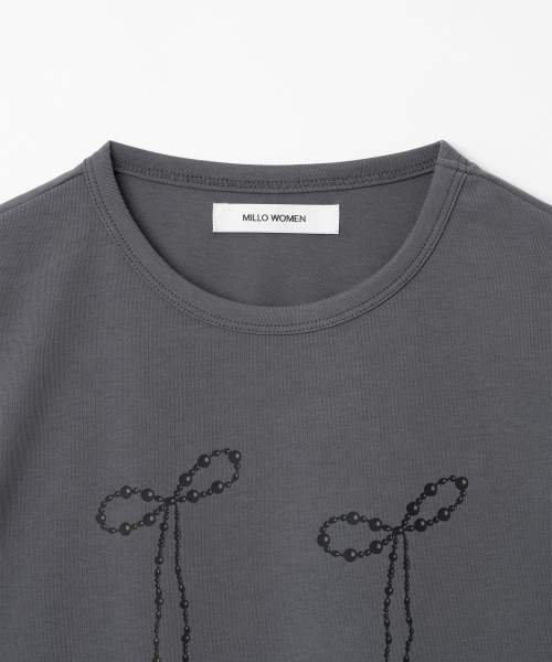 MILLO WOMEN（ミロウーマン）の「パール リボン Tシャツ [チャコール]（Tシャツ/カットソー・レディース・その他・FREE）」の4枚目の写真