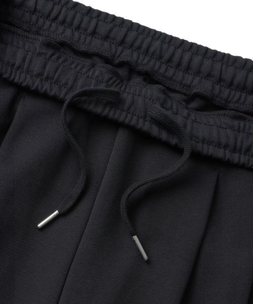 MUSINSA STANDARD WOMAN（ムシンサスタンダードウーマン）の「ウィメンズダブルニットツーピンタックワイドラウンジスウェットパンツ[ダークグレー]（スウェットパンツ・レディース・その他・SMALL/MEDIUM/LARGE/X-SMALL）」の4枚目の写真