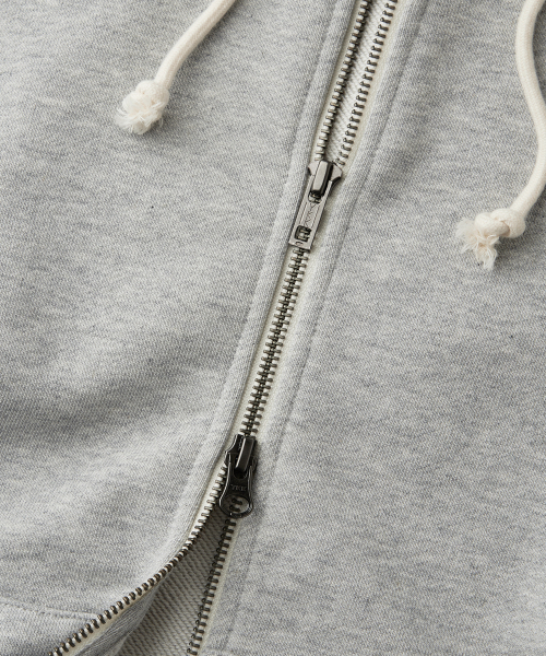 OUTSTANDING(アウトスタンディング)の「AUTHENTIC COMFORT HOOD ZIP SWEAT_3%MELANGE GRAY(パーカー・メンズ・その他・MEDIUM/LARGE/X-LARGE)」の8枚目の写真