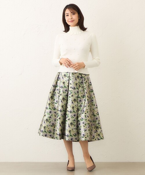 TO BE CHIC(トゥー ビー シック)の「パールビジュー ケーブルリブニット(ニット/セーター・レディース・ピンク系その他2/イエロー/ブラック/オフホワイト・40/42)」の5枚目の写真
