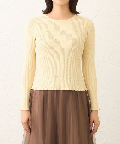 TO BE CHIC(トゥー ビー シック)の「パールビジュー ケーブルリブニット(ニット/セーター・レディース・ピンク系その他2/イエロー/ブラック/オフホワイト・40/42)」の13枚目の写真