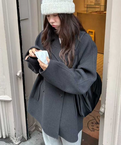 LAFFMO(ラフモ)の「ダブルブレストウールライクコート(チェスターコート・レディース・ブラック/ダークグレー・F)」の8枚目の写真