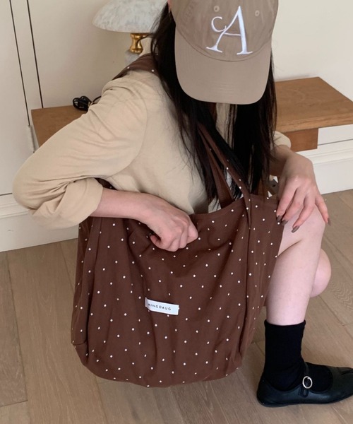 Vipoa(ヴィポア)の「ドットデザイントートバッグ(トートバッグ・レディース・ホワイト/ブラウン/レッド/ネイビー・FREE)」の16枚目の写真