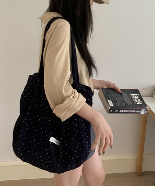 Vipoa(ヴィポア)の「ドットデザイントートバッグ(トートバッグ・レディース・ホワイト/ブラウン/レッド/ネイビー・FREE)」の19枚目の写真