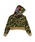 A BATHING APE�i�A�x�C�V���O�G�C�v�j�́uABC CAMO CRYSTAL STONE SHARK CROPPED FULL ZIP HOODIE�i�p�[�J�[�j�v�b�O���[��