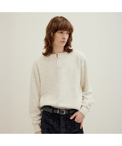 LMOOD(エルムード)の「パブロブラシドモヘアウールヘンリーネックニット (3カラー)(ニット/セーター・メンズ・ブラック/ダークグレー/クリーム・46/48/44)」の3枚目の写真