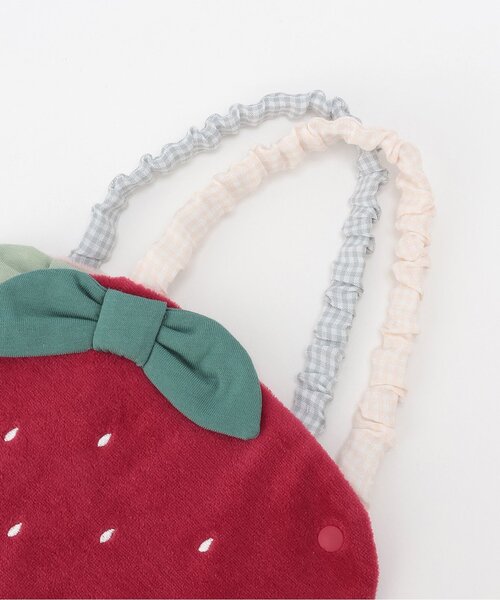 petit main（プティマイン）の「いちごスタイ（スタイ/よだれかけ・キッズ・レッド/ライトピンク・F）」の4枚目の写真