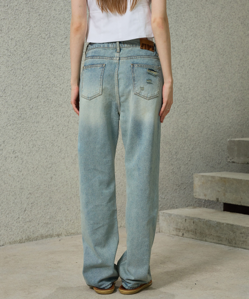 ARI(アリ)の「CADENZA DENIM PANTS(デニムパンツ・レディース・ブルー系その他・SMALL/MEDIUM/LARGE)」の3枚目の写真