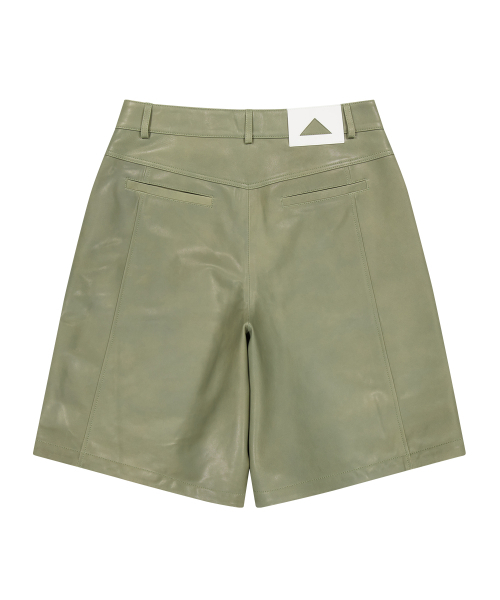 UNGIMMICK(アンジミック)の「NAPPA LEATHER SHORT (OLIVE / LAMBSKIN)(その他パンツ・メンズ・その他・LARGE)」の2枚目の写真