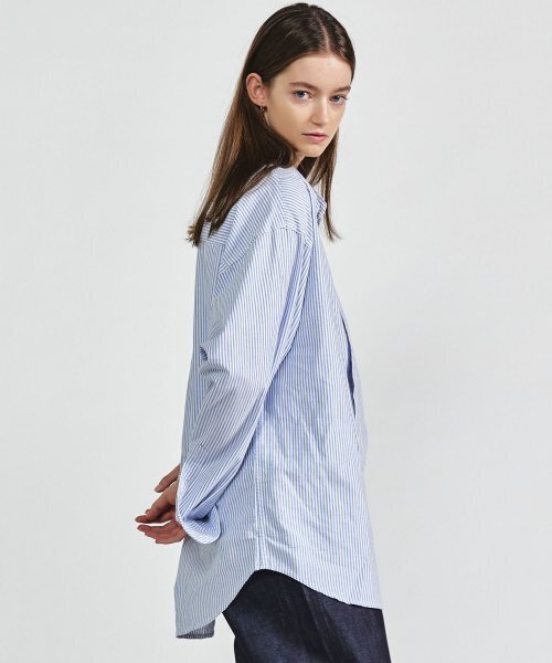 UNION BALANT(ユニオンバランテ)の「アンムサエワッペンオックスフォードストライプシャツブルー(シャツ/ブラウス・レディース・その他・MEDIUM/LARGE/X-LARGE)」の4枚目の写真
