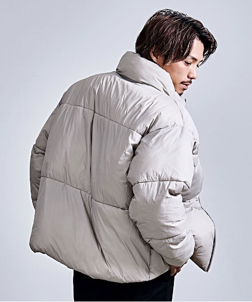 CavariA（キャバリア）の「『CavariA/キャバリア』ファイバー中綿バブルJKT（ブルゾン・メンズ・ブラック/グレー系その他・L/M）」の12枚目の写真