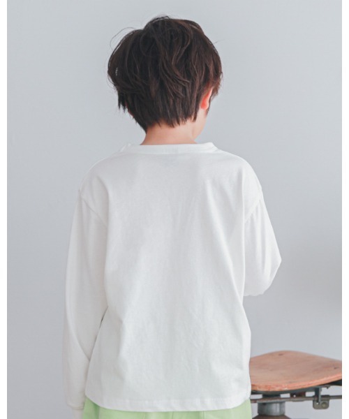 ZERO standerd（ゼロスタンダード）の「ゼロスタンダード ENJOYロングTシャツ（Tシャツ/カットソー・キッズ・チャコールグレー/オフホワイト/レッド・140cm/150cm/160cm/110cm/120cm/130cm/100cm）」の5枚目の写真