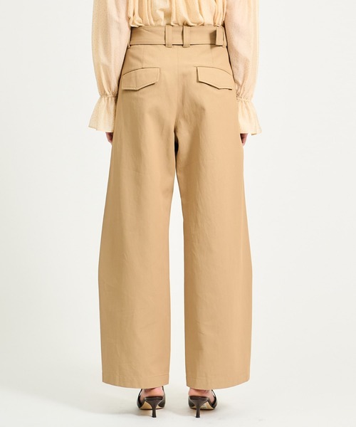 ESTNATION（エストネーション）の「ESTNATION / バルーンチノパンツ（その他パンツ・レディース・キャメル/ホワイト・36/38）」の4枚目の写真